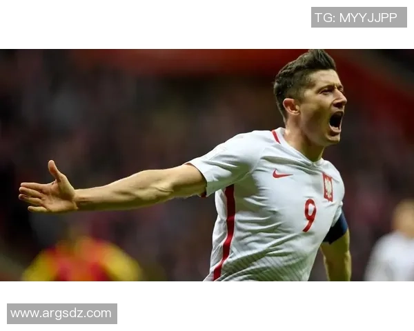 莱万领衔球队新征程展现无限潜力与激情的足球盛宴